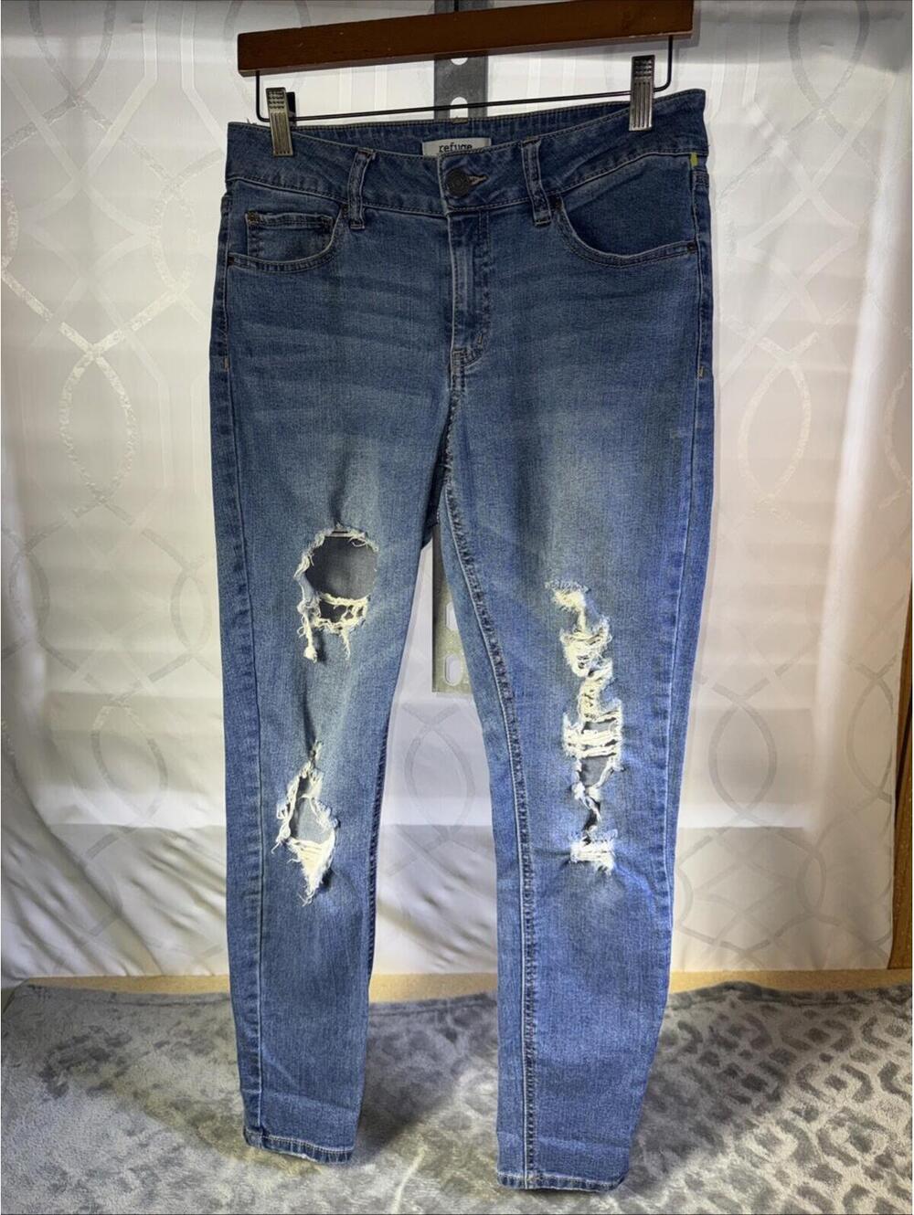 Refuge Women's Skinny Jeans Distressed Blue Denim Sz 6
